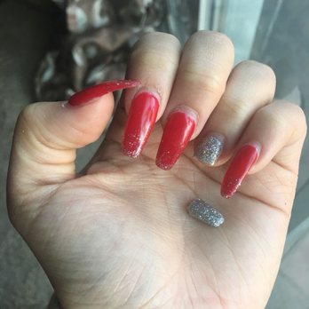 Sunset Nails - Left- same nail on my other hand, chipped just 8 days from getting my nails done. Hand slipped while opening a drawer - Nail Salons Near Me - San Francisco, California
