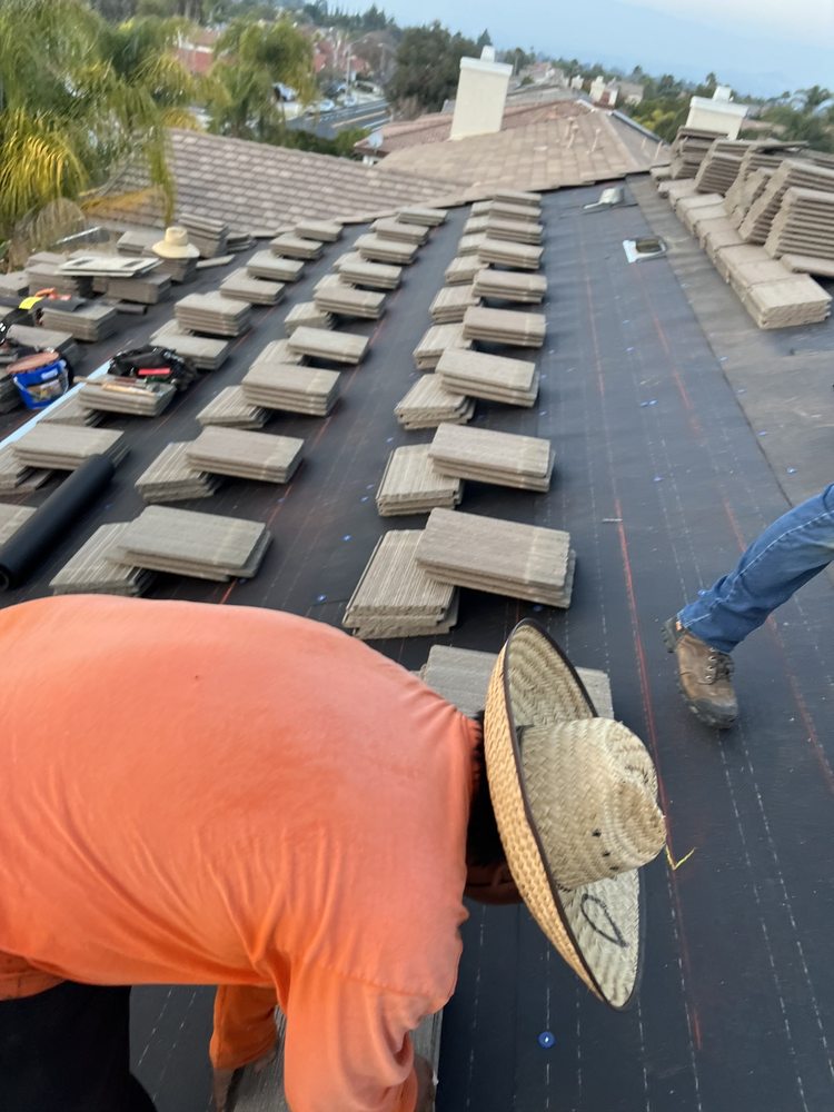 Slide of Roofer Handy Man