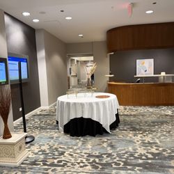 DoubleTree by Hilton Chicago - North Shore Conference Center - By the first floor meeting rooms.