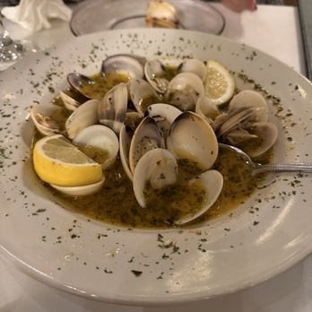 Papa's Italian Restaurant - Baby Clams Napoli - Italian Near Me - Prescott, Arizona Papa's Italian Restaurant - Baby Clams Napoli - Italian Near Me - Prescott, Arizona