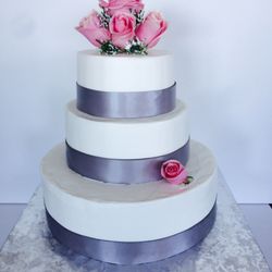 Rosey Cakes - Silk ribbons and fresh roses wedding cake