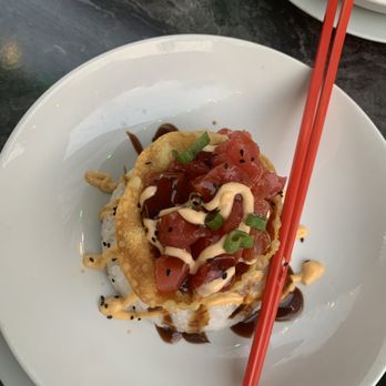 Bites & Bubbles - Ahi Tuna Stack (Magical Dining Menu 2023) - Wine Bars Near Me - Orlando, Florida