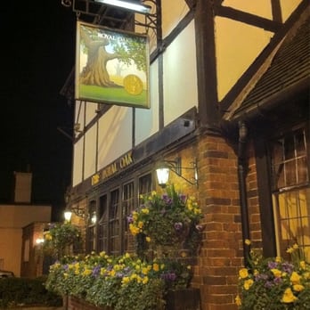 The Royal Windsor - Pubs Near Me - Windsor, WNM The Royal Windsor - Pubs Near Me - Windsor, WNM