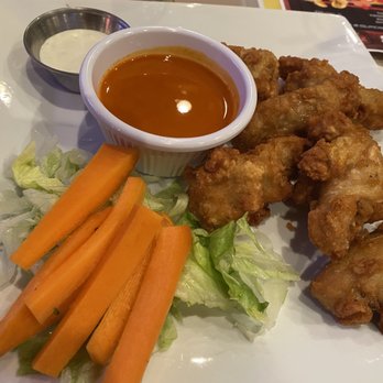 El Establo Bar & Grill - Chicken wings - Tex-Mex Near Me - Manassas, Virginia