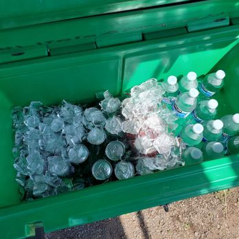 Ono Fish and Shrimp - They sell bottled water, & sodas ($1.00 each). - Food Trucks Near Me - Kaunakakai, Hawaii Ono Fish and Shrimp - They sell bottled water, & sodas ($1.00 each). - Food Trucks Near Me - Kaunakakai, Hawaii