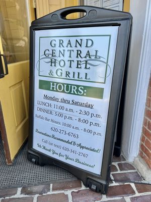 Grand Central Hotel & Grill by null