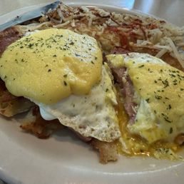 Classic Eggs Benedict