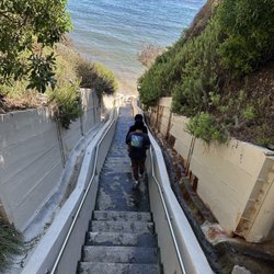 One Thousand Steps Beach - Going down