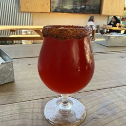 Früli strawberry beer