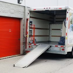 U-Haul Moving & Storage - Saint Louis
