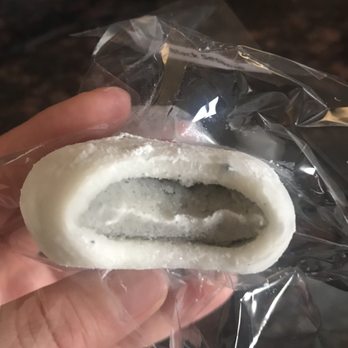 J Sweets - Black sesame. IG: betweencupcakes - Desserts Near Me - Arlington Heights, Illinois