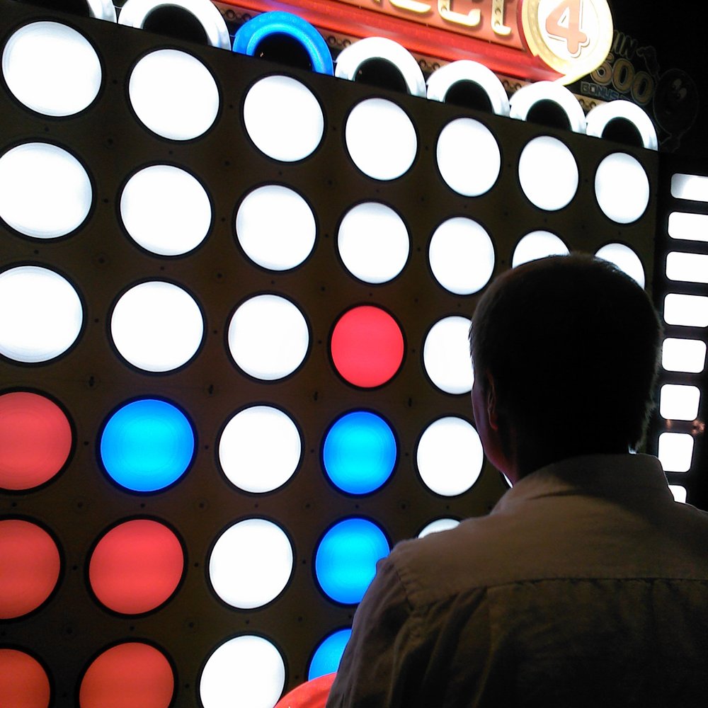 Big Al's - Look at the huge Connect Four game! * 07.21.2012 - Sports Bars Near Me - Vancouver, Washington