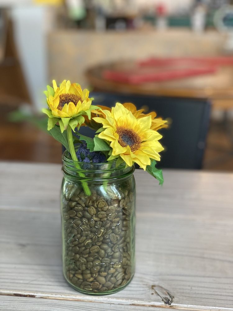 Savor Coffee Bar and Eatery