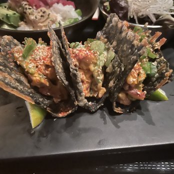 SUSHI-SAN - Tako Taco - Sushi Bars Near Me - Chicago, Illinois