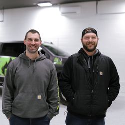 No Dinx - Vehicle wrap team
