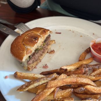 The Dubliner on the Delaware - Pretzel Bun Burger - Irish Near Me - New Hope, Pennsylvania The Dubliner on the Delaware - Pretzel Bun Burger - Irish Near Me - New Hope, Pennsylvania