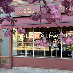 Salon Nathaniel Signature