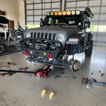 One Tribe Garage - Teraflex 2.5" lift with Falcon 3.1 reservoir shocks - Car Stereo Installation Near Me One Tribe Garage - Teraflex 2.5" lift with Falcon 3.1 reservoir shocks - Car Stereo Installation Near Me