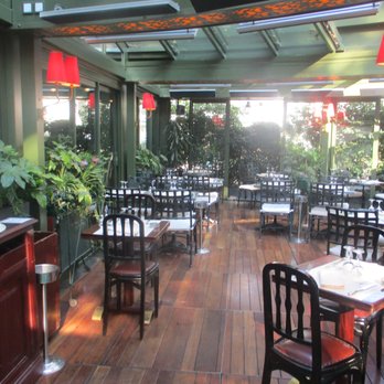 La Closerie des Lilas - The Covered Area - Brasseries Near Me - Paris, 75