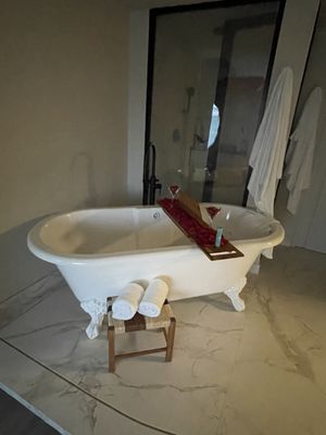 Hotel Unique by null