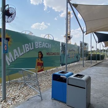 Parque Warner - Amusement Parks Near Me - San Martín de la Vega, M