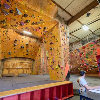 Rocknasium - Gyms Near Me - Davis, California