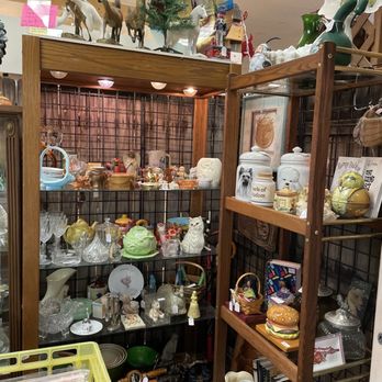 The Coop Antiques - Antiques Near Me - Oviedo, Florida The Coop Antiques - Antiques Near Me - Oviedo, Florida