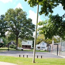 Veterans Memorial Park - Basketball