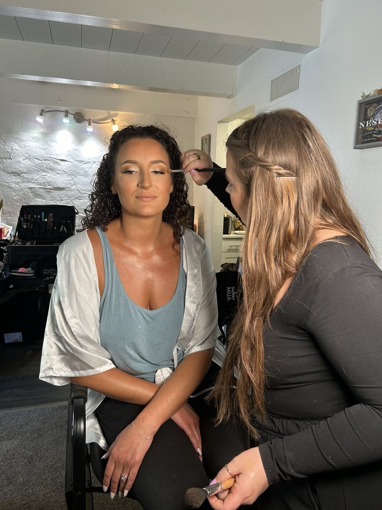Audras Makeup Logo
