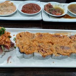 Pacific Sushi - Yummy! I ate two of the rolls already!