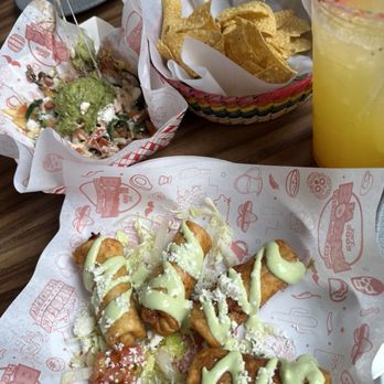 La Botana Tacos - Tacos Near Me - Tucson, Arizona
