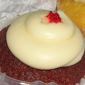 Hokulani Bake Shop - red velvet cupcake - Bakeries Near Me - Honolulu, Hawaii Hokulani Bake Shop - red velvet cupcake - Bakeries Near Me - Honolulu, Hawaii