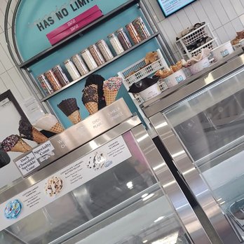 Marble Slab Creamery - Ice Cream & Frozen Yogurt Near Me - Columbia, South Carolina Marble Slab Creamery - Ice Cream & Frozen Yogurt Near Me - Columbia, South Carolina
