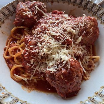 Amici Italia - Spaghetti and Wagyu meatballs - Italian Near Me - Cherokee, North Carolina