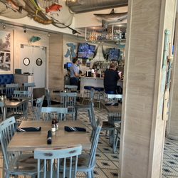 Luff's Fish House - Inside