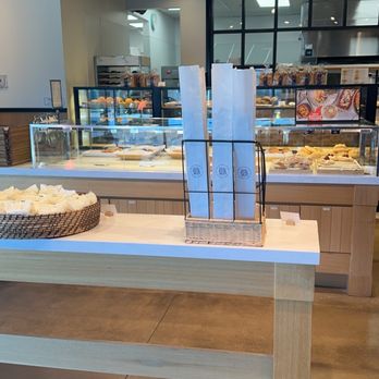 Paris Baguette - Store - Bakeries Near Me - Glenview, Illinois Paris Baguette - Store - Bakeries Near Me - Glenview, Illinois