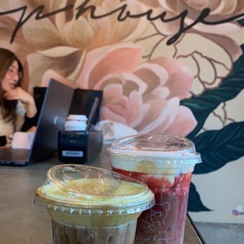 Sip House - pistachio latte and red velvet latte - Coffee & Tea Near Me - Seattle, Washington Sip House - pistachio latte and red velvet latte - Coffee & Tea Near Me - Seattle, Washington