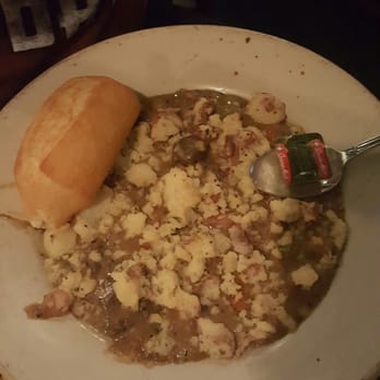 Piper's Pub - Shepherd's pie. Very good! Minus the roll, kind of hard! - British Near Me - Pittsburgh, Pennsylvania Piper's Pub - Shepherd's pie. Very good! Minus the roll, kind of hard! - British Near Me - Pittsburgh, Pennsylvania