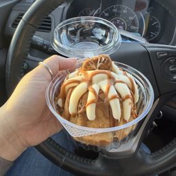 Biscoff® Cookie Butter Cake Bundlet Biscoff® Cookie Butter Cake Bundlet