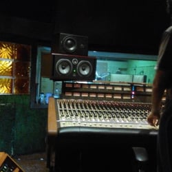 Estudios ION
