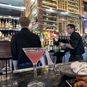 Reunion Kitchen + Drink - Cosmopolitan - New American Near Me - Corona, California Reunion Kitchen + Drink - Cosmopolitan - New American Near Me - Corona, California
