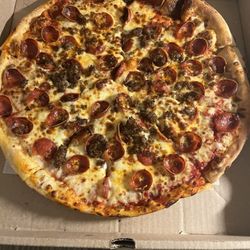Avalanche Pizza - Delicious pie