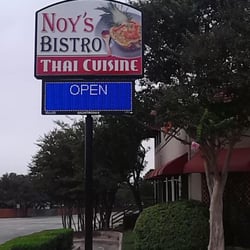 Noy's Bistro