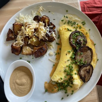 Pinky’s - Another mushroom omelet - Mediterranean Near Me - Richmond, Virginia Pinky’s - Another mushroom omelet - Mediterranean Near Me - Richmond, Virginia