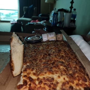 Pizza Hut - a slice of pizza in a box - Pizza Near Me - Bossier City, Louisiana Pizza Hut - a slice of pizza in a box - Pizza Near Me - Bossier City, Louisiana