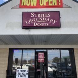 Strite's Donuts - View from the parking lot.