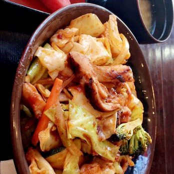 Donburi Cafè - Spicy chicken teriyaki don - Japanese Near Me - Long Beach, California