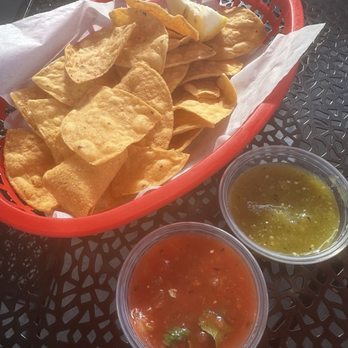 El Rincon Mexican Restaurant - Chips w/red and green salsa - Mexican Near Me - Sacramento, California