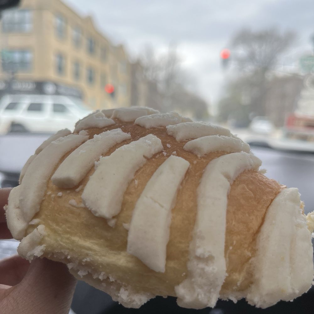 Salazar Bakery - Concha - Bakeries Near Me - Chicago, Illinois Salazar Bakery - Concha - Bakeries Near Me - Chicago, Illinois