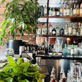 The Snug - Bars Near Me - Sacramento, California The Snug - Bars Near Me - Sacramento, California